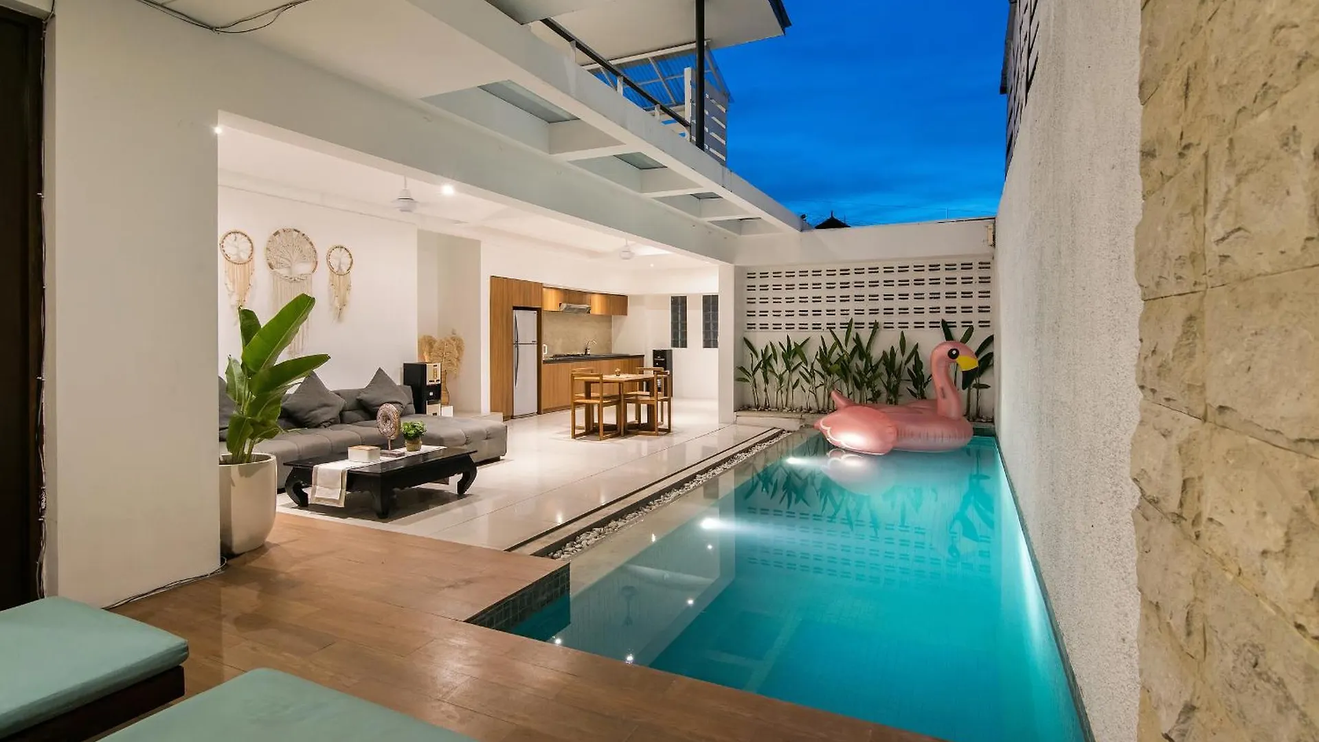 Volare Villa Seminyak  Seminyak (Bali)